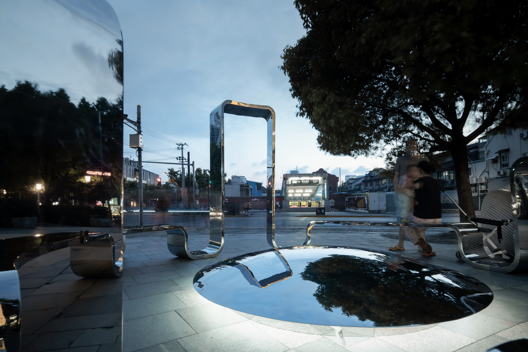  日清设计丨新天地艺术节—对抗“社交孤岛”的天空之镜  丨中国上海-29