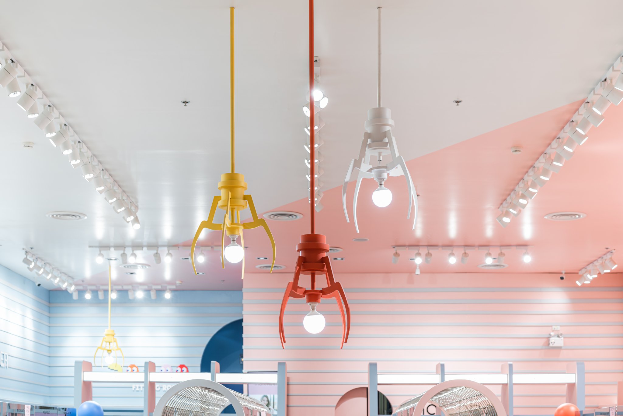 回忆 90 年代游戏厅 · 泰国 Matchbo· 时尚店设计-9