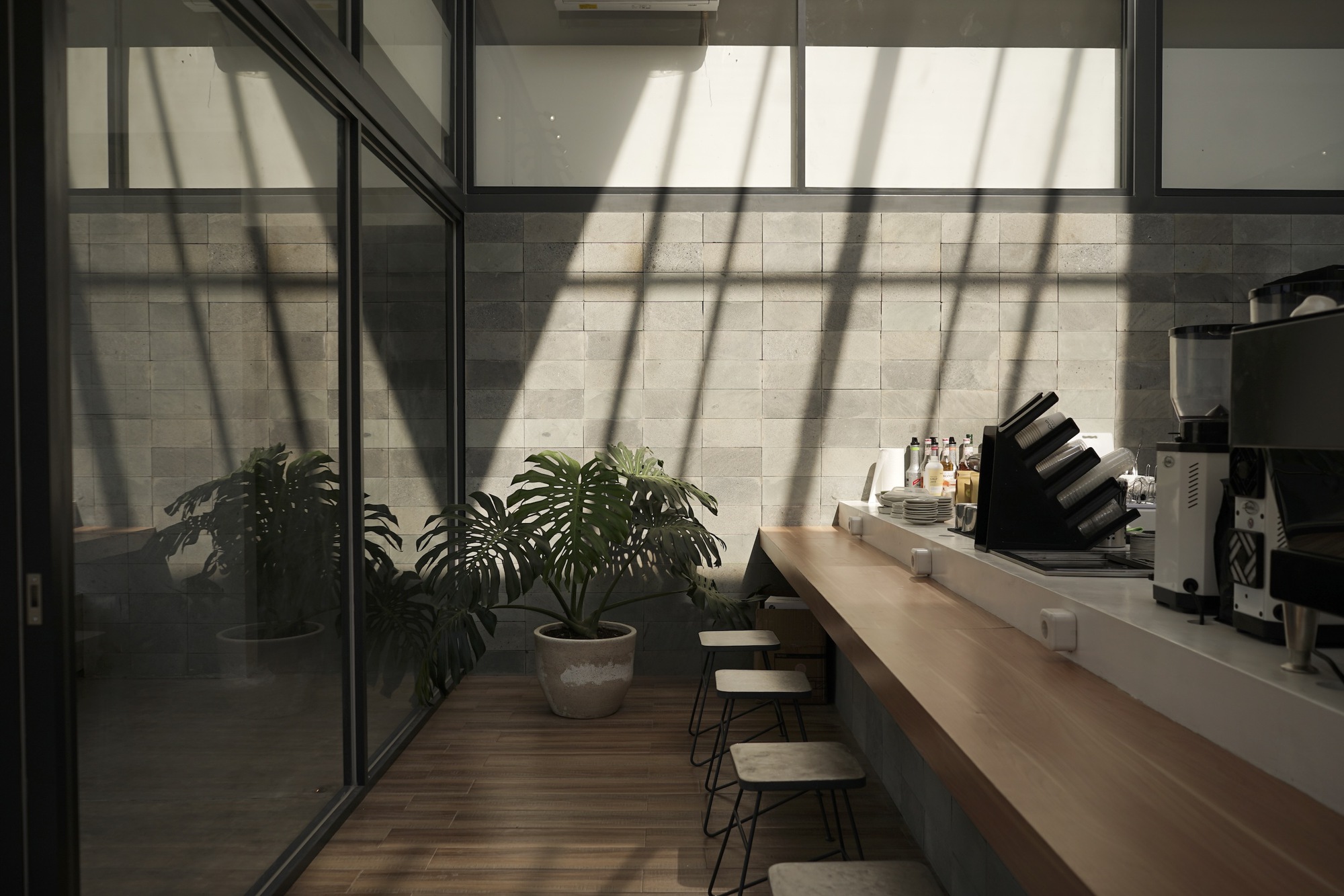 Tanulo 咖啡馆丨印度丨Simpul Studio-4