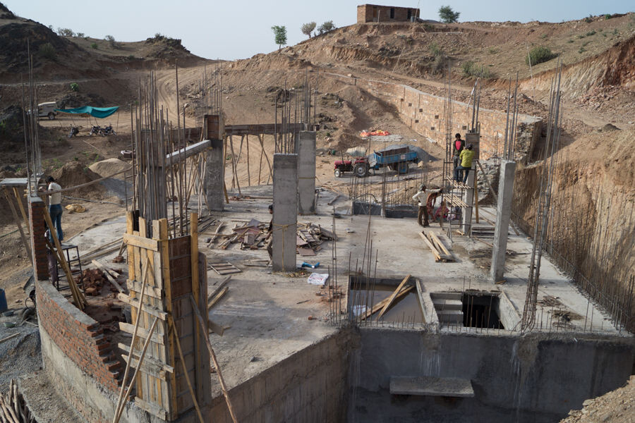 印度乌代布尔 Ayaan 度假村的生态环保设计-14