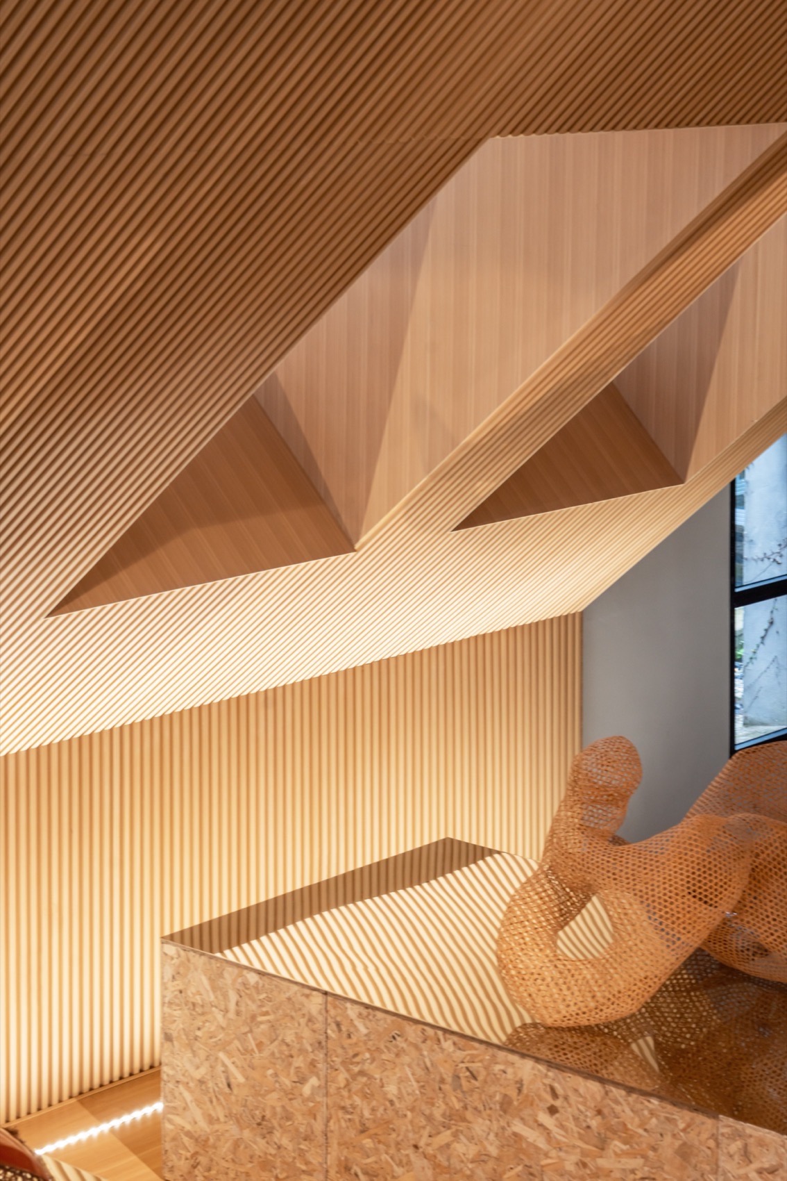 “仓中仓”媒体发布中心 | 旧仓库焕新生的空间魔法-26