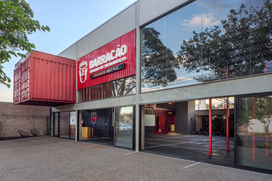 Crossfit Barracão 集装箱健身房设计-14