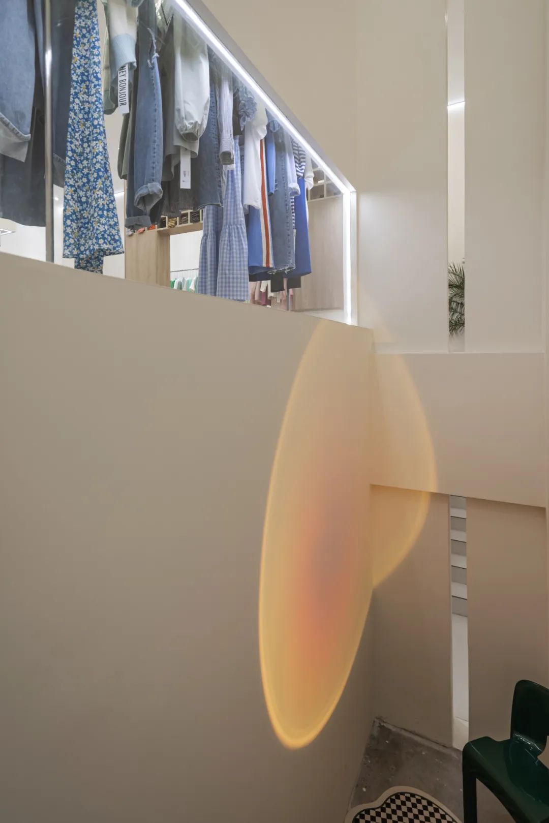 秋风萧瑟中的艺术与生活·大亦设计女装馆丨中国无锡丨大亦设计（江阴）-16