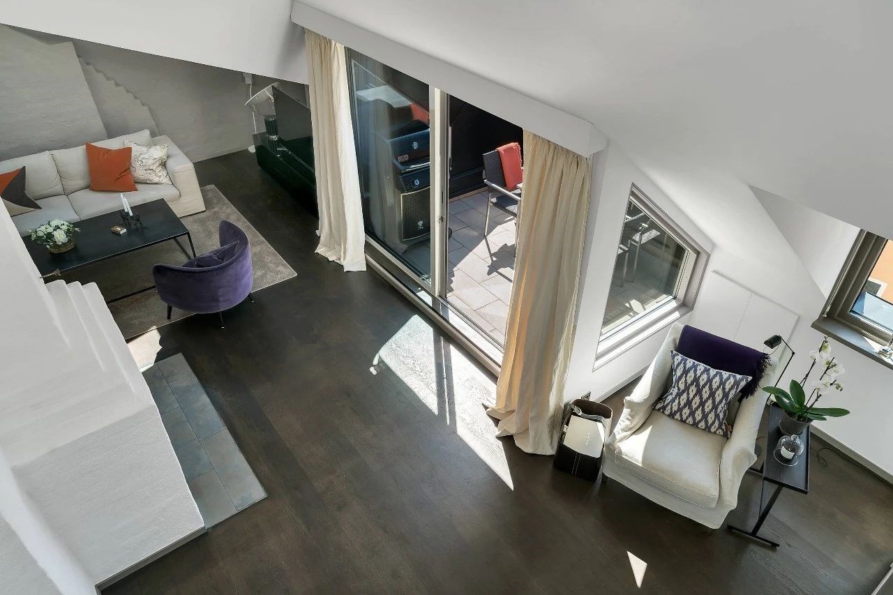 斜屋顶难驾驭丨106㎡ 的阁楼 这样设计就很好-11