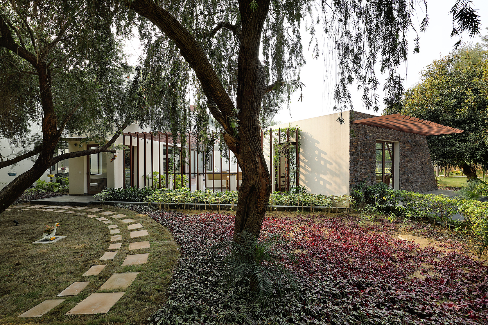 The House of Greens / Intrigue Studio + Lab-26