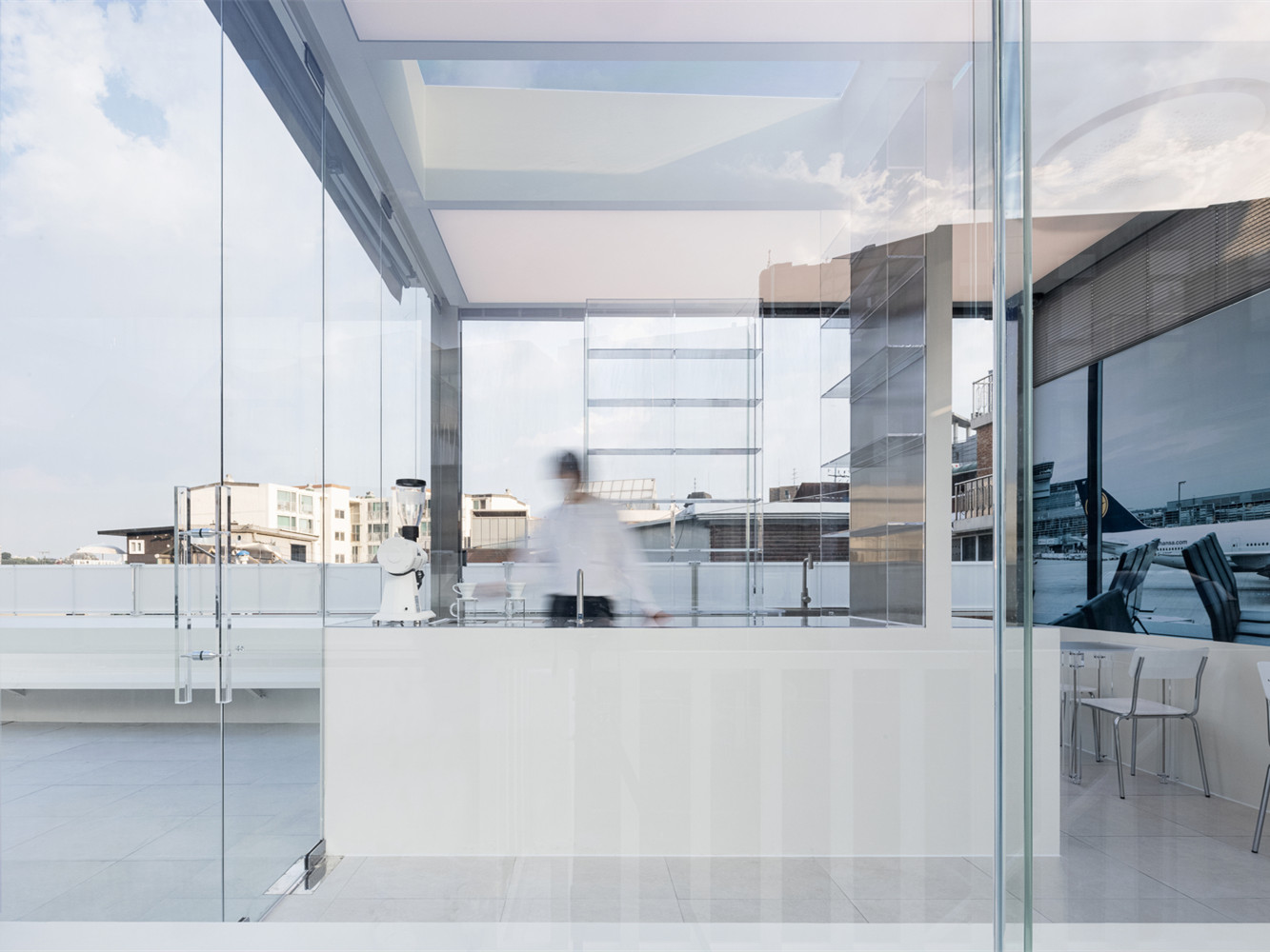 韩国 Hannam Berg 屋顶咖啡厅丨YOLLLLEY STUDIO-4