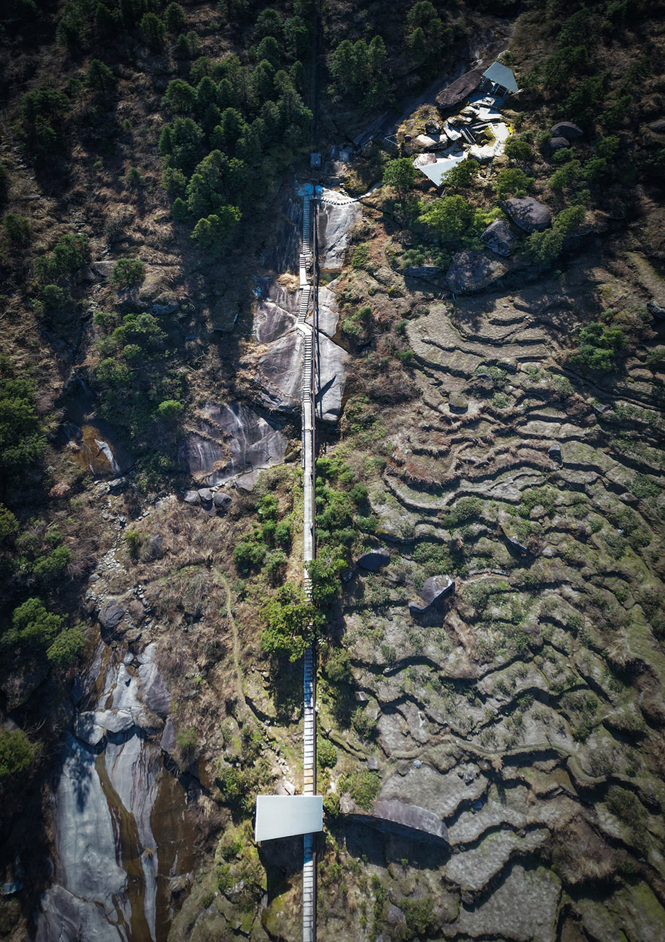 白水洞天,山野几何·白水洞村石瀑间的线性钢亭组群丨中国邵阳丨湖南大学建筑与规划学院-10