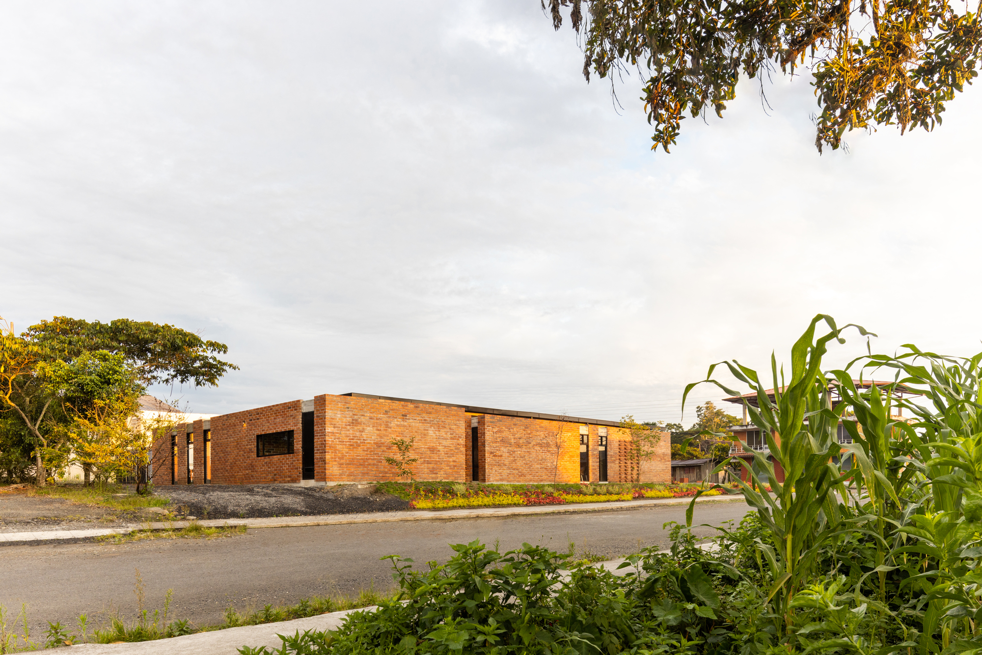 新日老年人中心丨厄瓜多尔丨Side FX Arquitectura-24