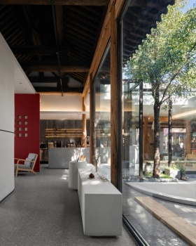 马仑茶庭 | 古朴气韵与现代玻璃建筑的完美融合