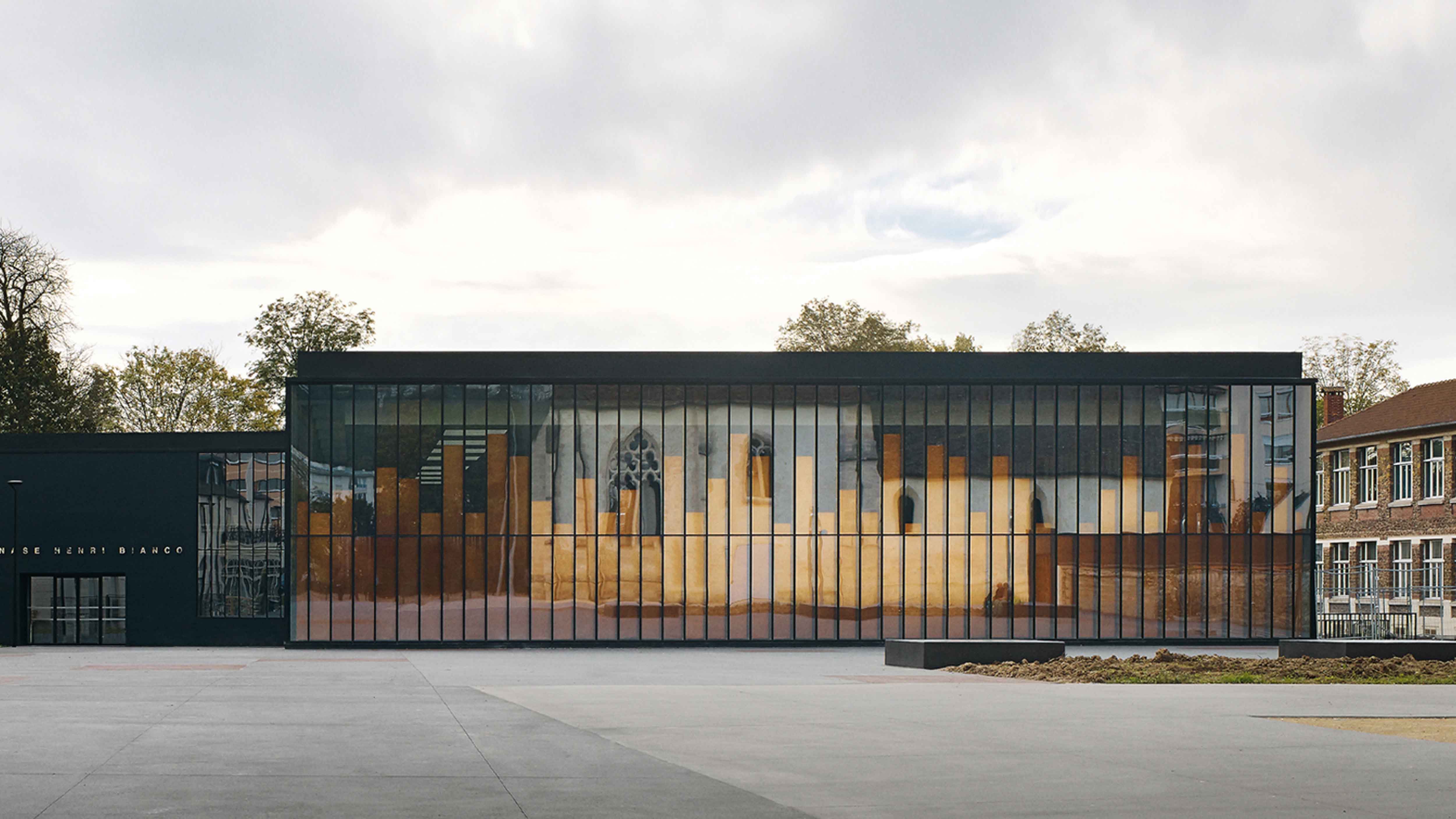 都市健身广场 · Chelles 公共空间设计-0