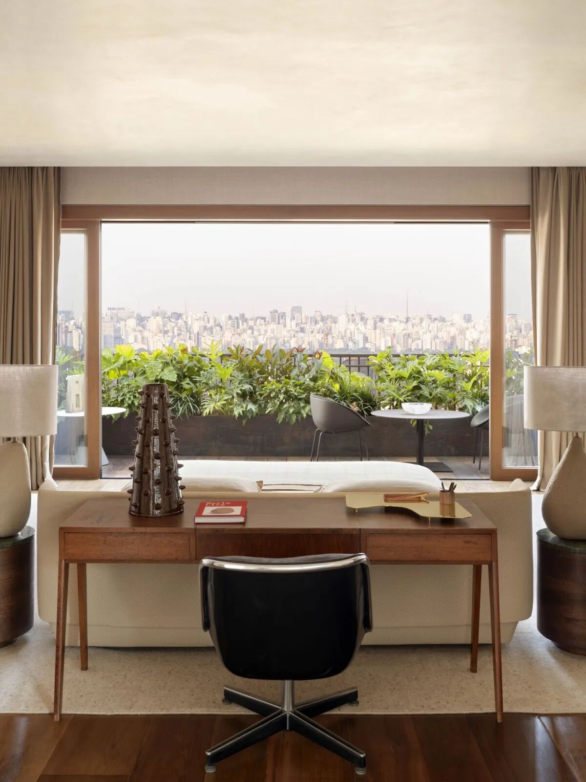 Caroline Marzano设计|当圣保罗遇上罗马丨巴西圣保罗丨Meire Gomide及其助手Caroline Marzano-16