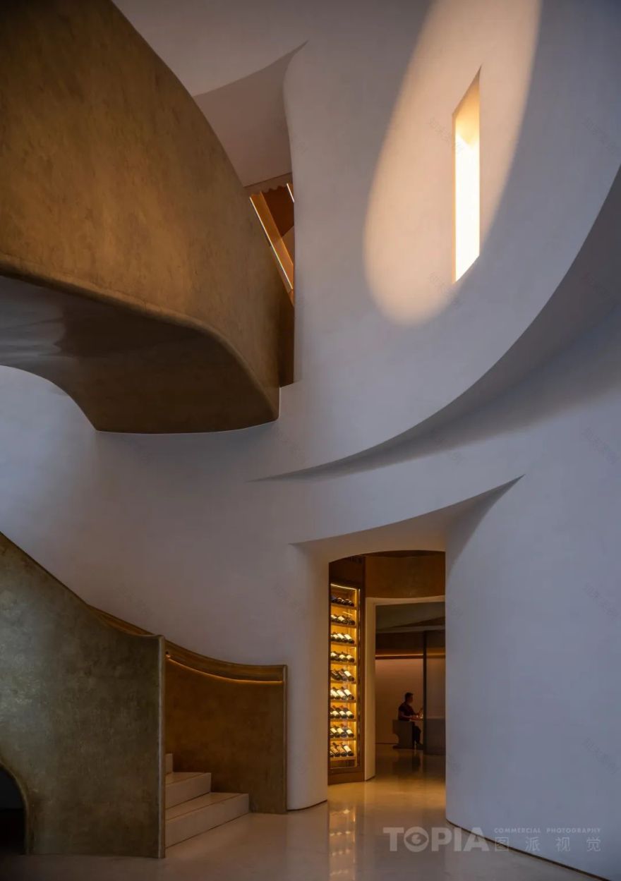 鲁采餐厅 · 现代艺术与时光流动的完美融合丨中国上海丨Atelier W 建筑和室内设计事务所,PROL 光石-0