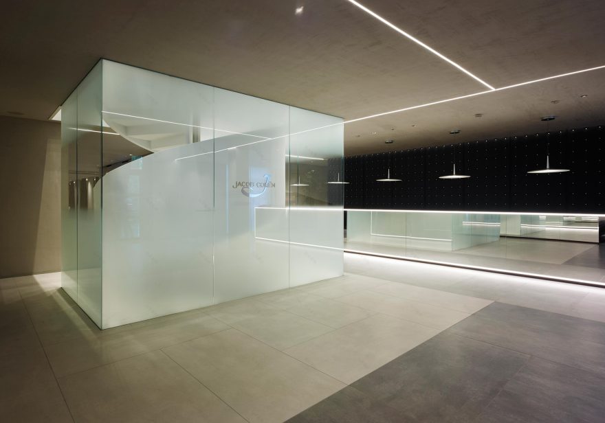 雅各布·科恩展厅 (Jacob Cohen Showroom)-0