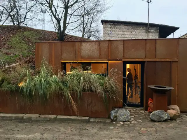 维尔纽斯迷你之家 | 旧车库的精彩变身-10