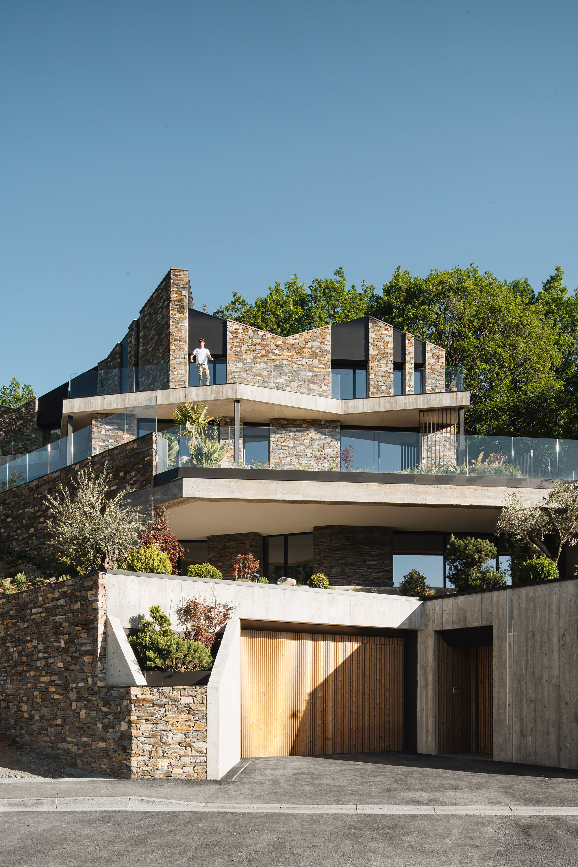 丨安道尔马萨纳丨Architecture MR-12