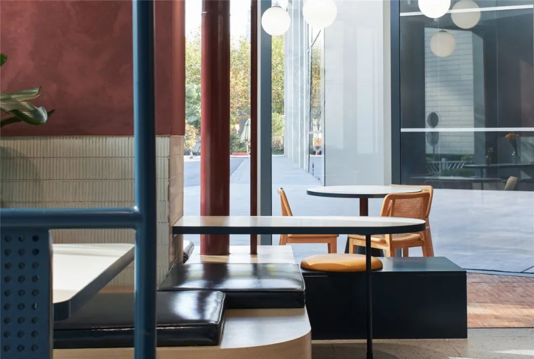 上海 110㎡甜品餐厅打造梦幻花园空间-33