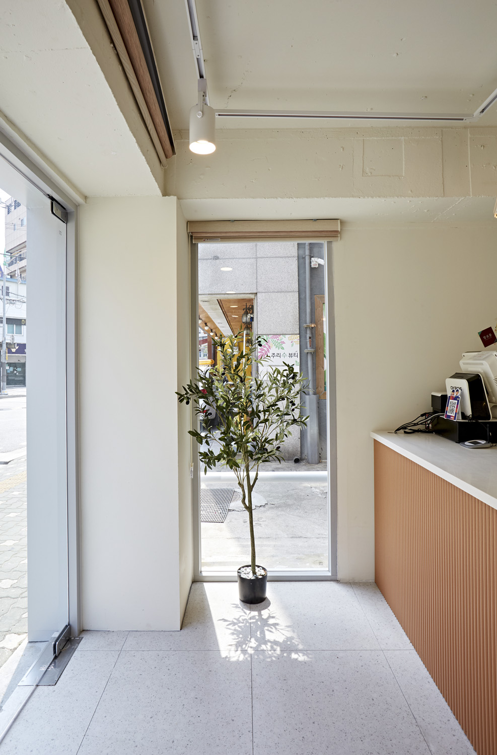 17 坪韩式小户型装修设计-9