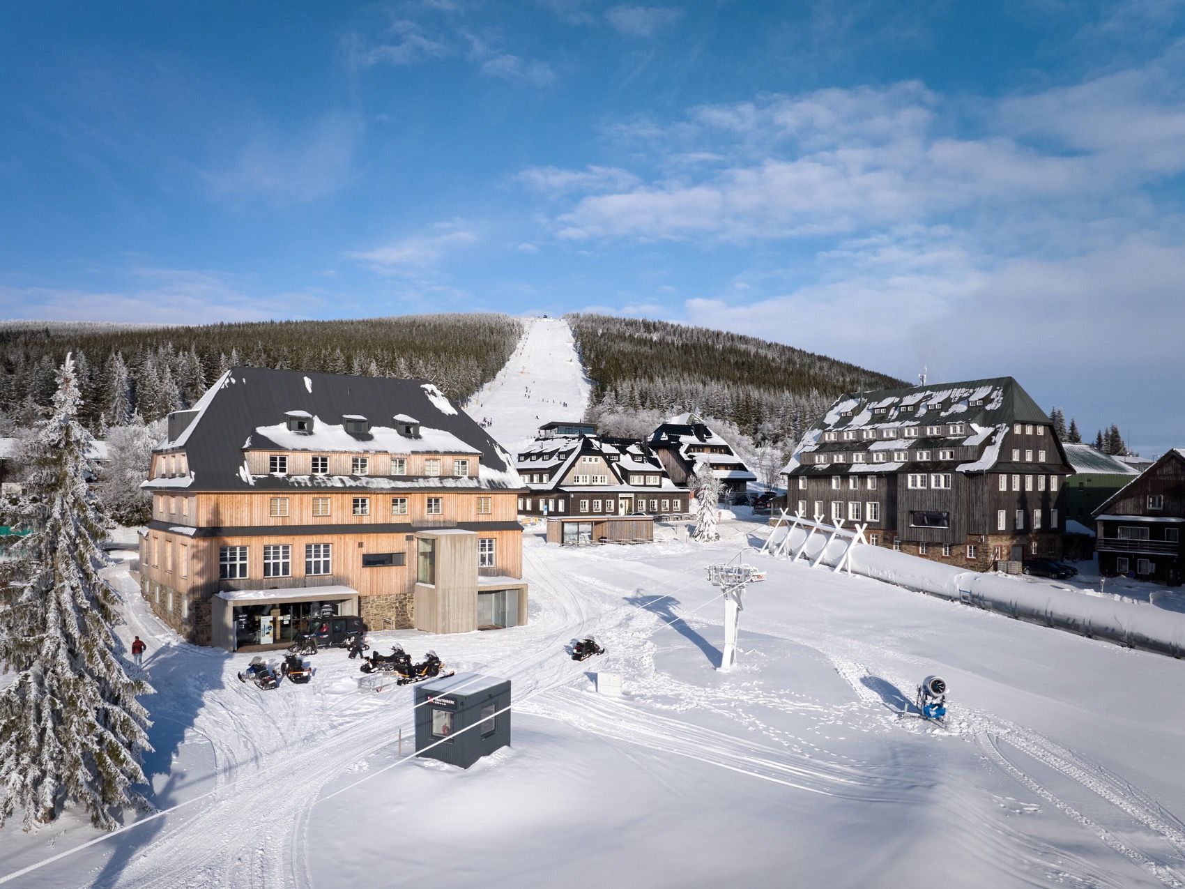 Hořec中心丨捷克丨ADR-16