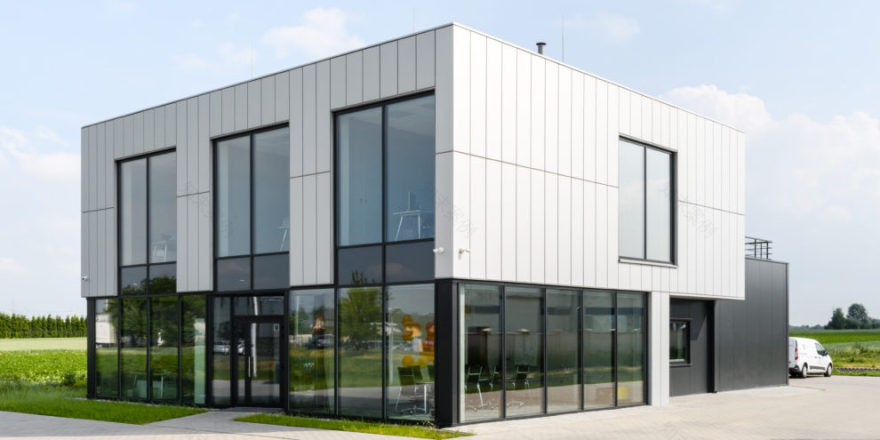 办公楼位于米哈沃维采(注:Michałowicach 是地名,可依据具体语境进行更精准的地名翻译,此处给出一种常见音译) 丨A8 Architektura-18