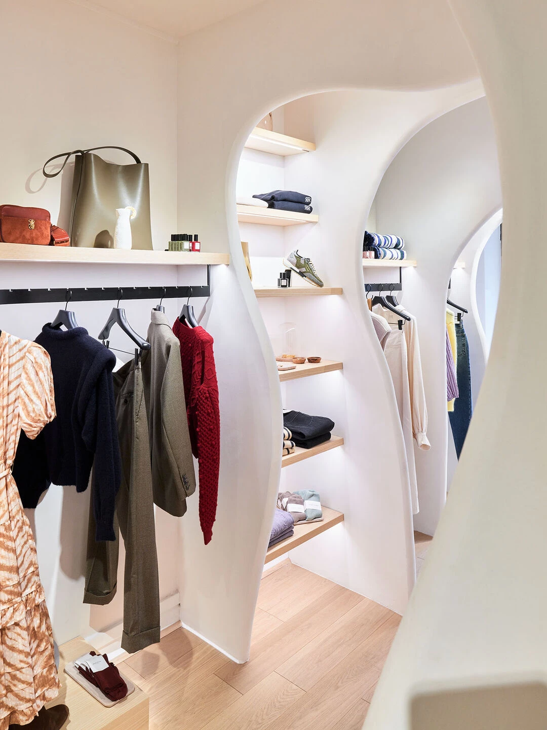 可译为小型妇女商店丨法国巴黎丨JCPCDR Architecture-23