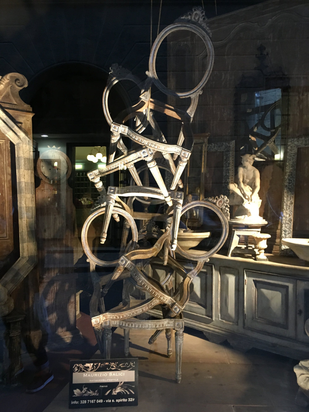 欧洲街头创意橱窗-49