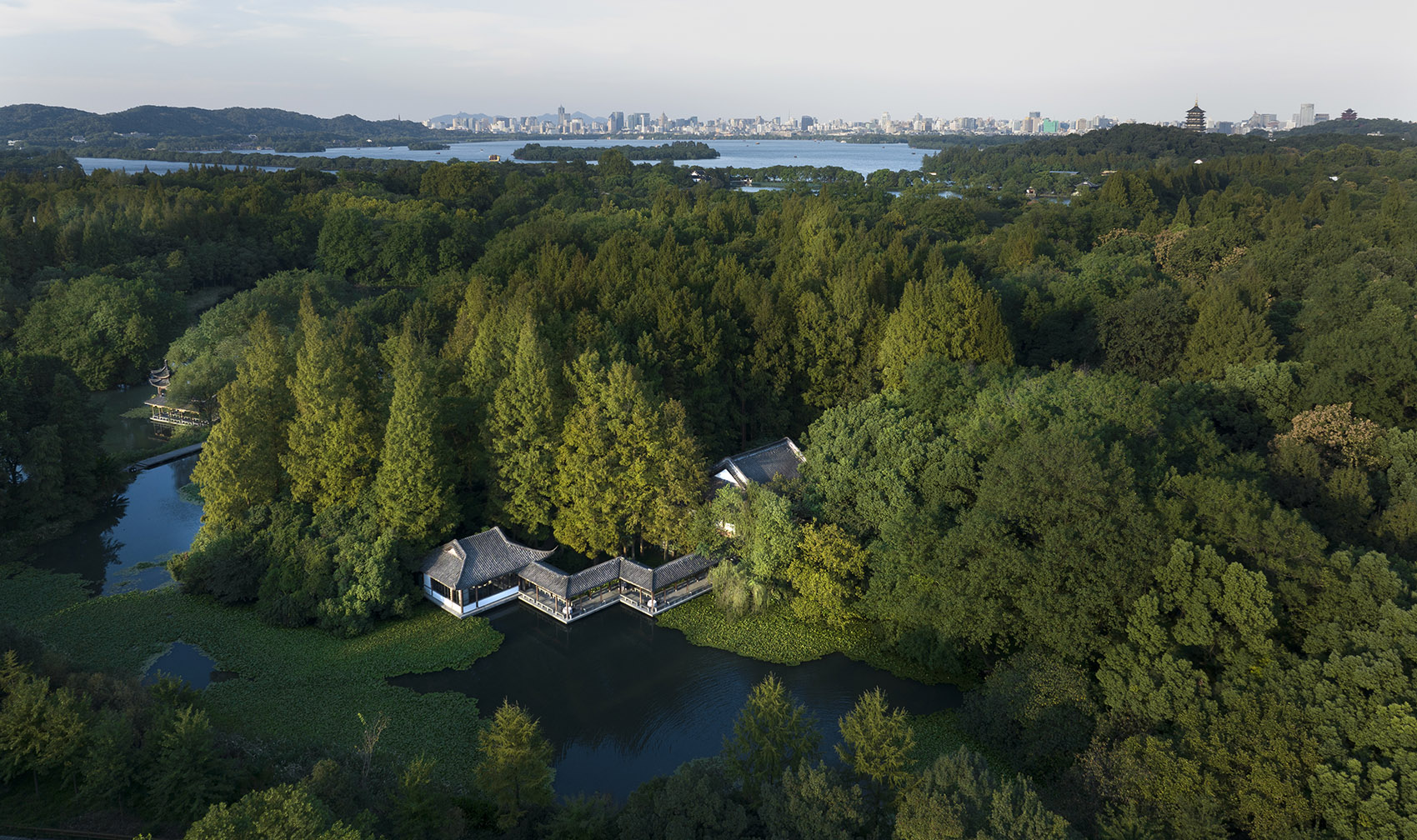 遇湖湾餐厅丨中国杭州丨慢珊瑚文旅设计-10