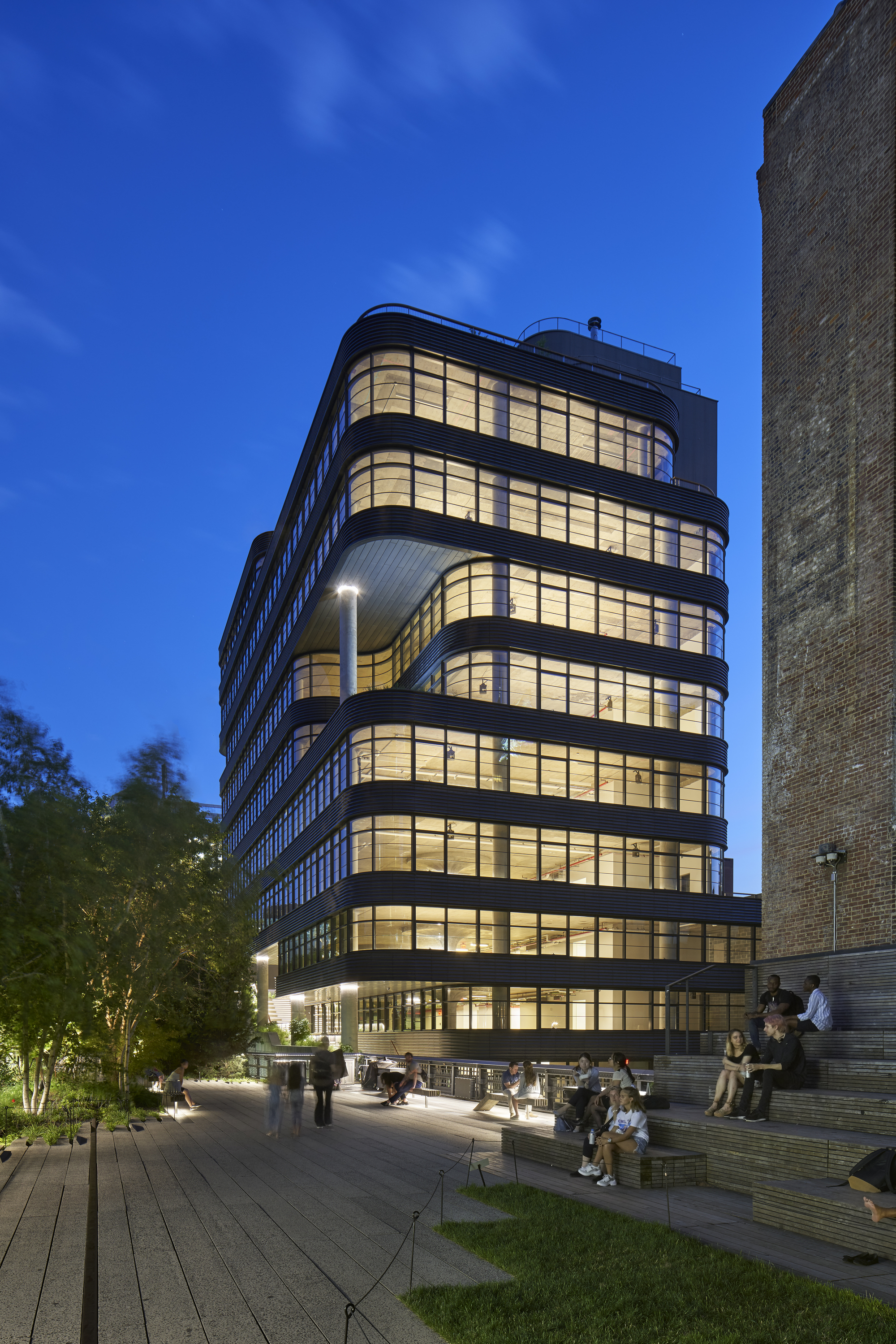 512 West 22nd Street Office Building-27