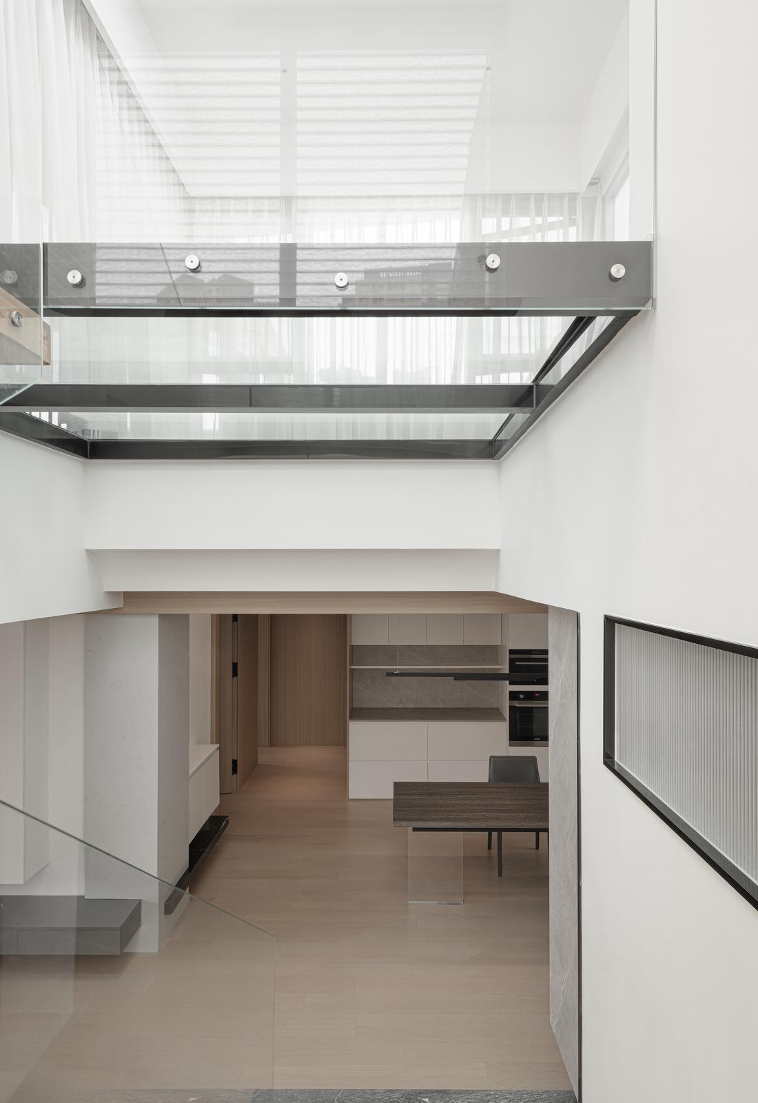 光线与空间的完美融合 · 顶楼平层住宅的创新设计-117