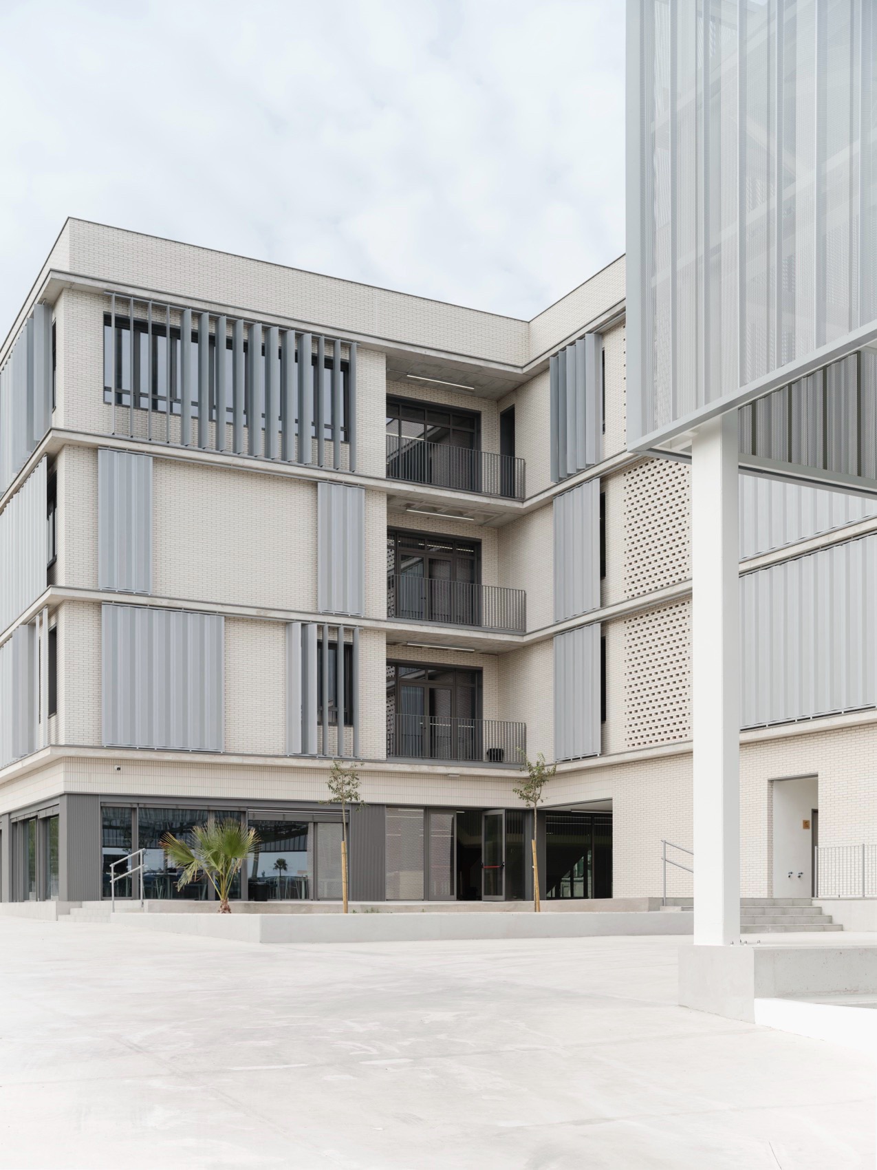 松莫伊克斯教育中心丨西班牙丨GRAS Reynés Arquitectos-65