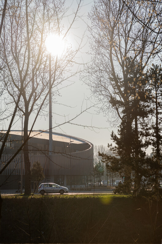 Tribut Stadium 足球场丨法国-20