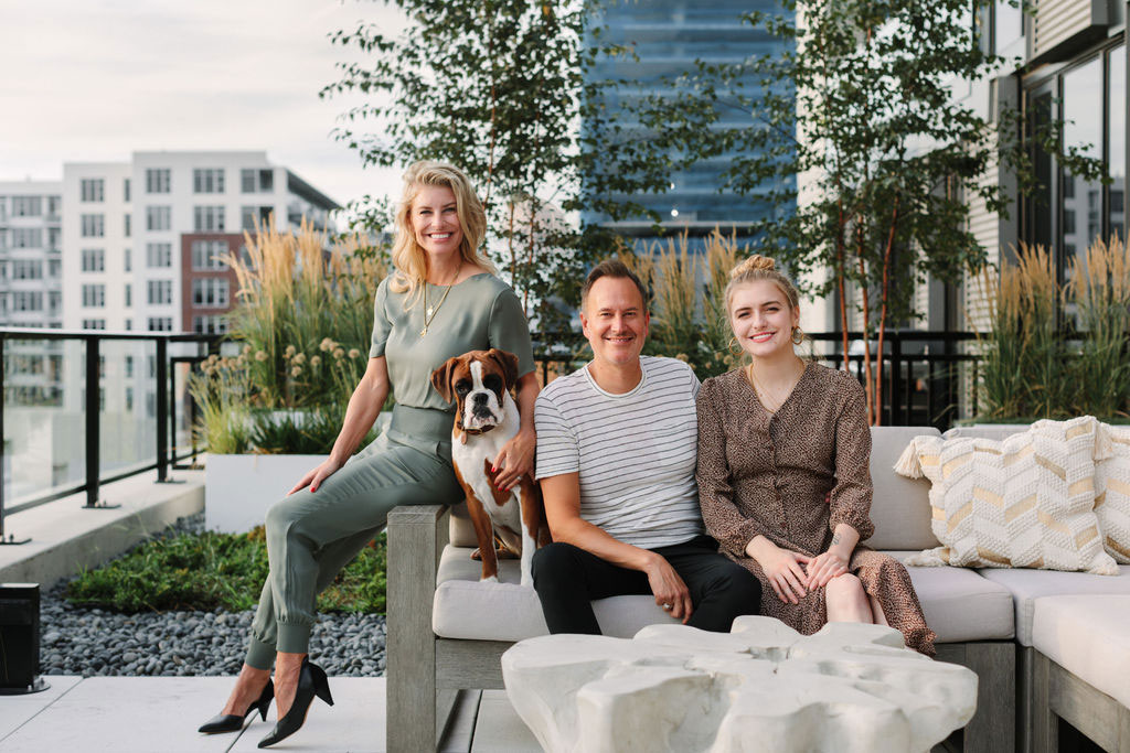 芝加哥现代女孩阁楼设计 | 大胆、对比鲜明、富有魅力-19