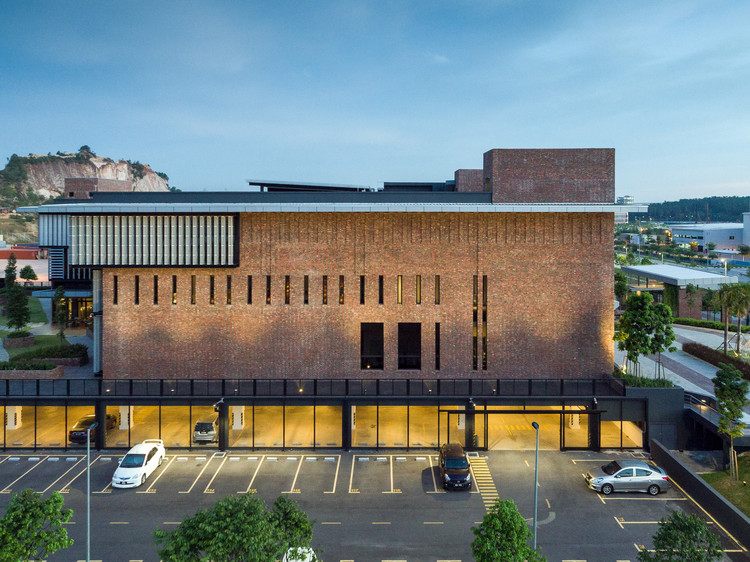 大荷兰人农业总部 · 工业绿意,环保创新-8