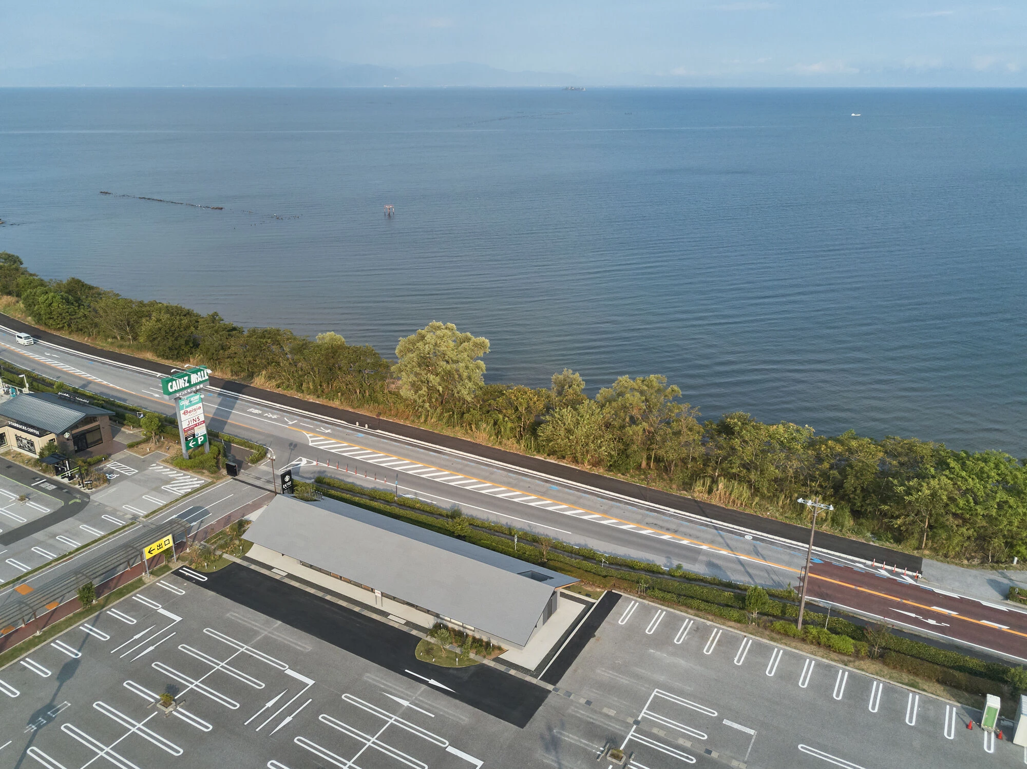 JINS Hikone 眼镜店丨日本滋贺丨Tadashi Hirai 设计工作室-25