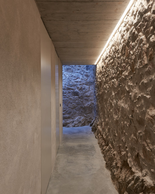 西班牙乡村别墅重建-15