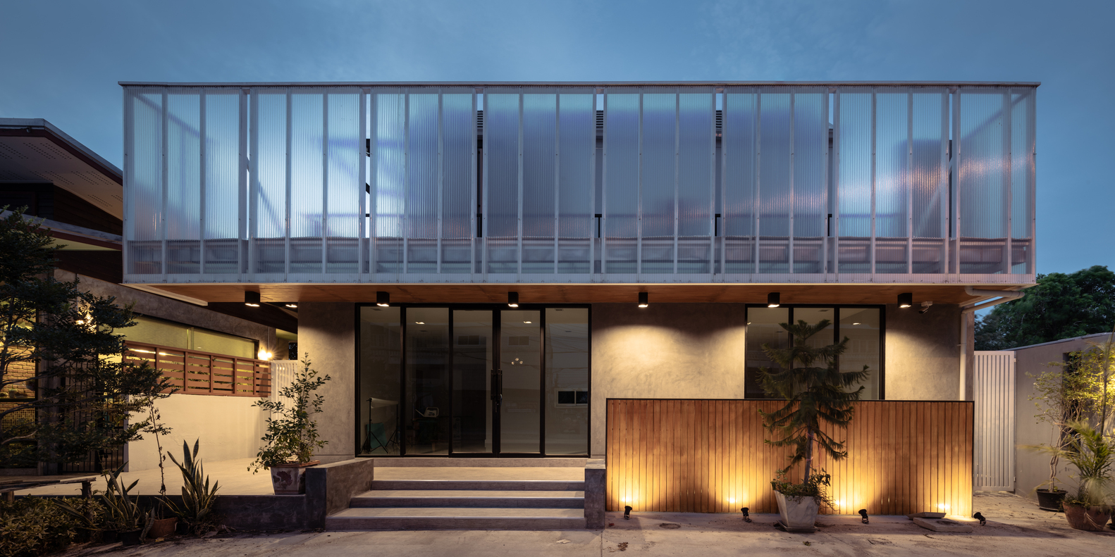 泰国 Petchaburi 私人住宅与诊所，和谐融入环境，功能与美学兼具-37