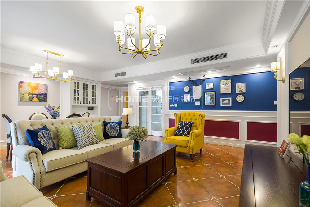 现代美式四口之家,色彩碰撞出的生活浪漫-0