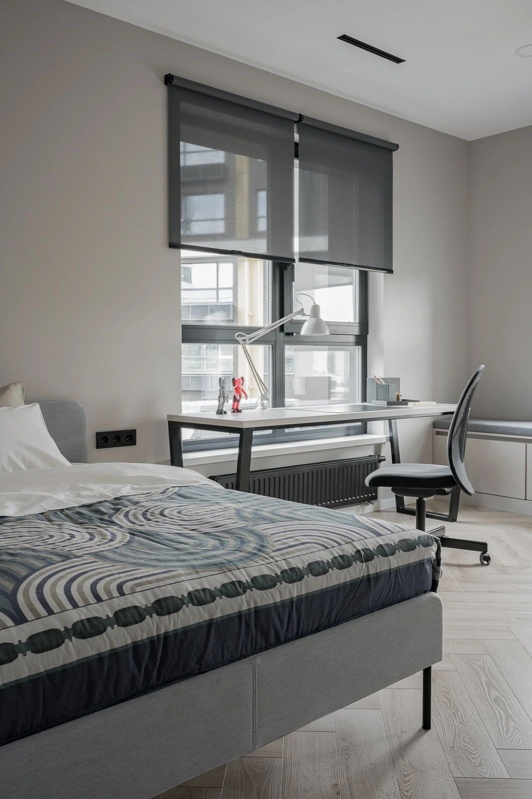 四口之家的现代室内设计-38