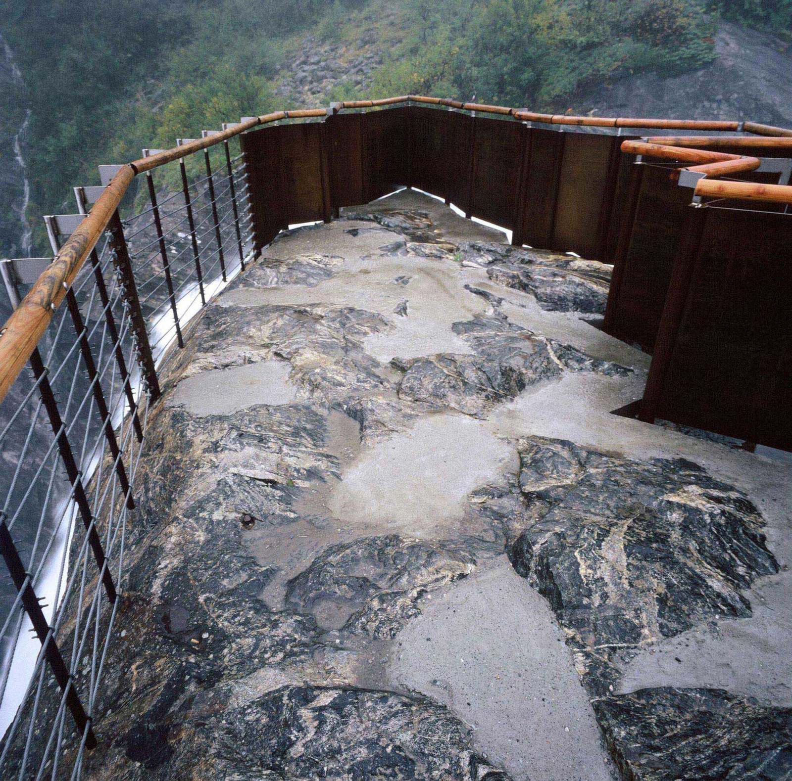 崖边观景平台创新设计-7