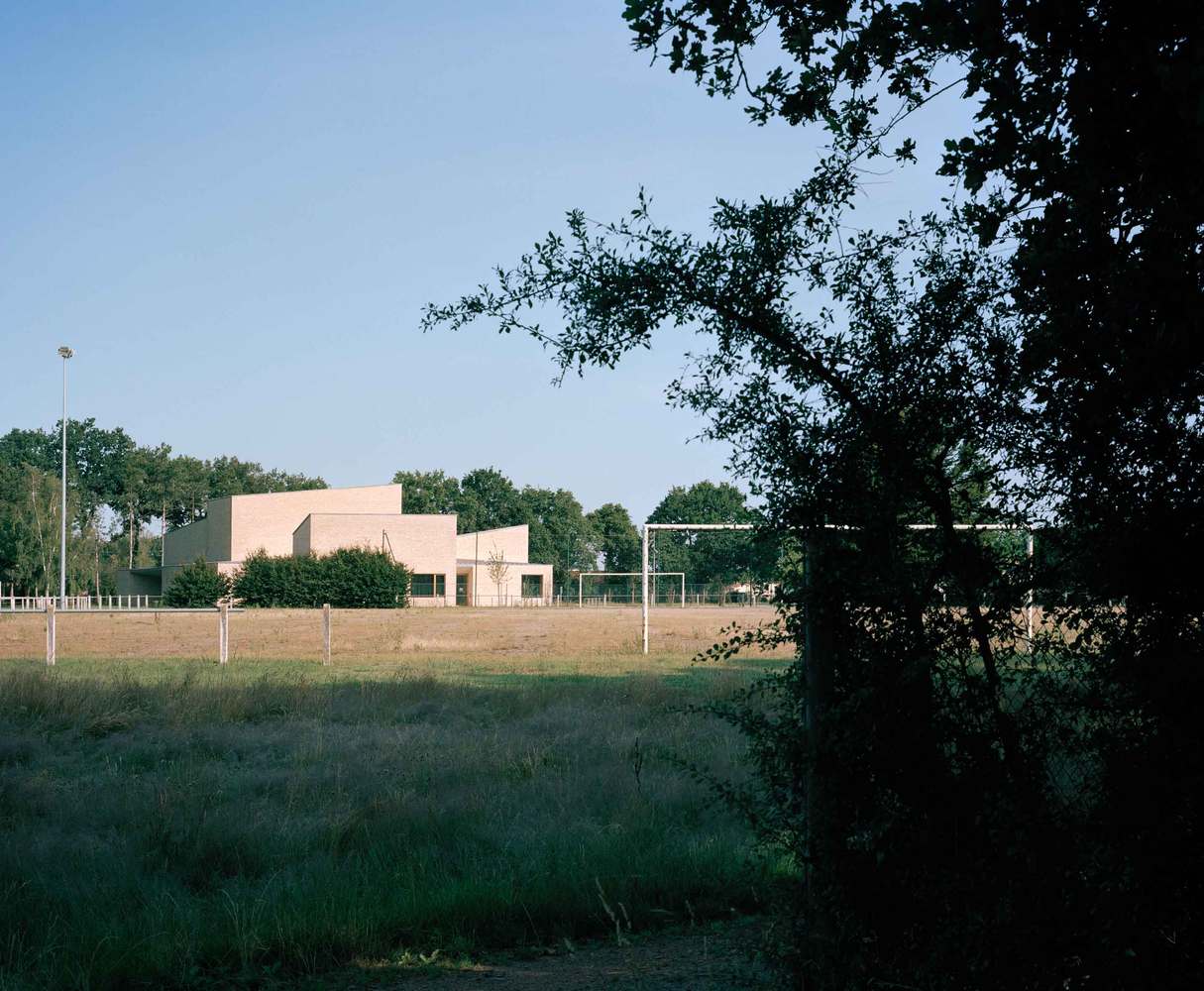 法国白色石文化中心丨RAUM-28