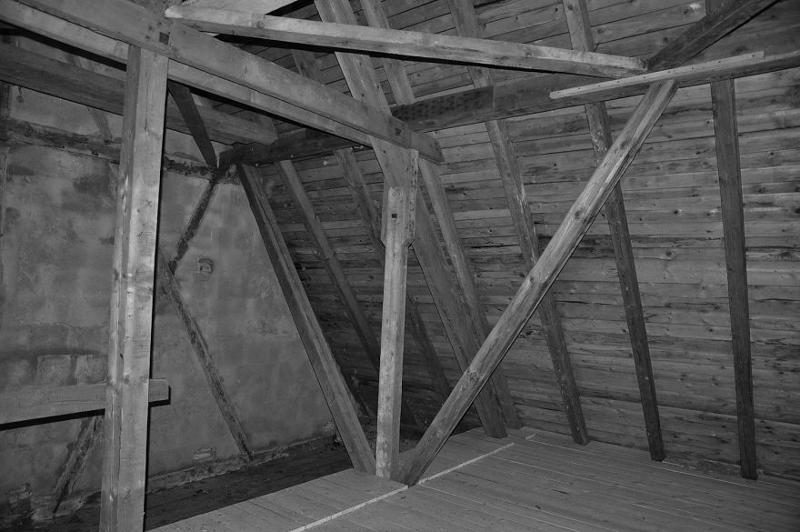 意大利森林中的圣约瑟教堂,神秘而宁静的精神空间-77