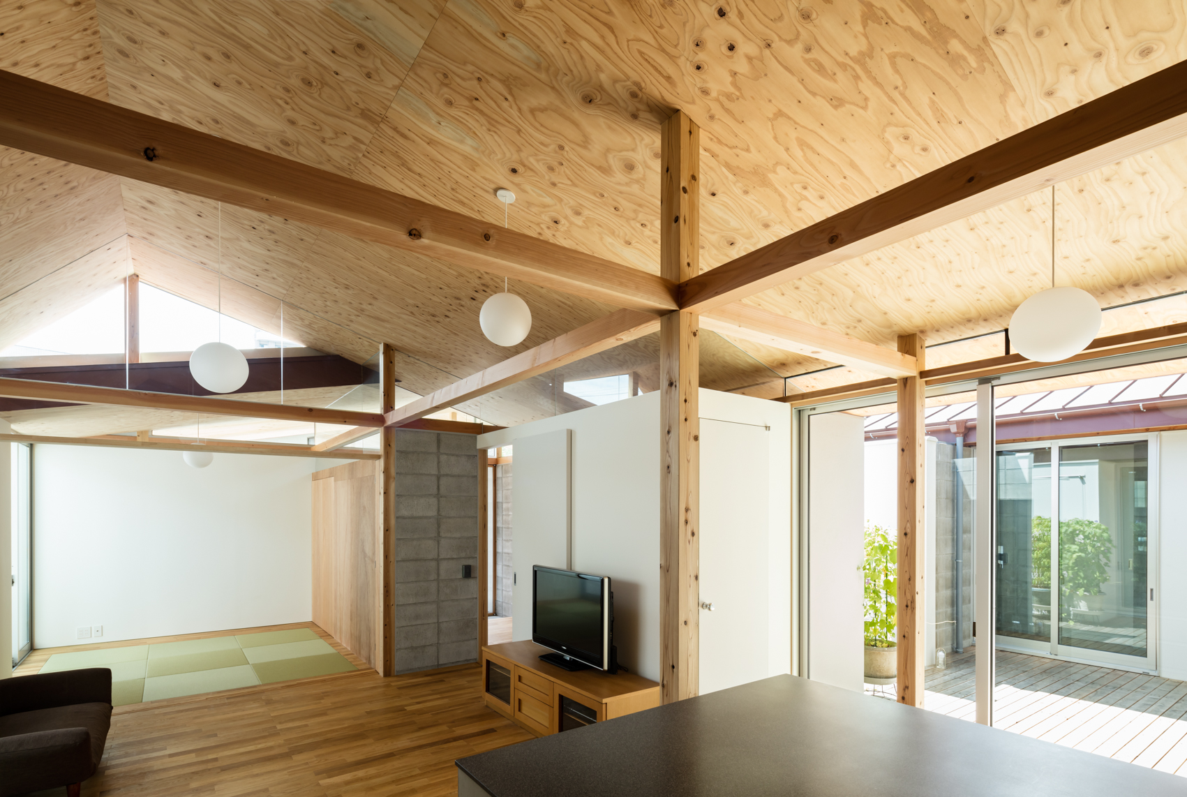 surrounded house 2-5