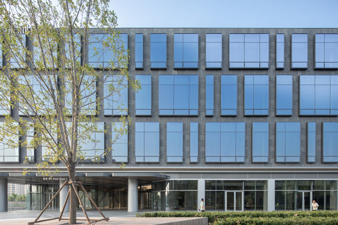 Beijing Poly Plaza / Kokaistudios-19