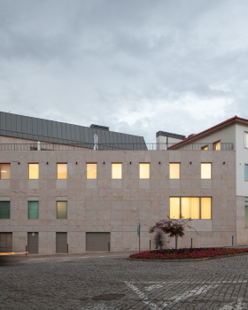 Luz Saúde Vila Real Hospital  / OPENBOOK Architecture