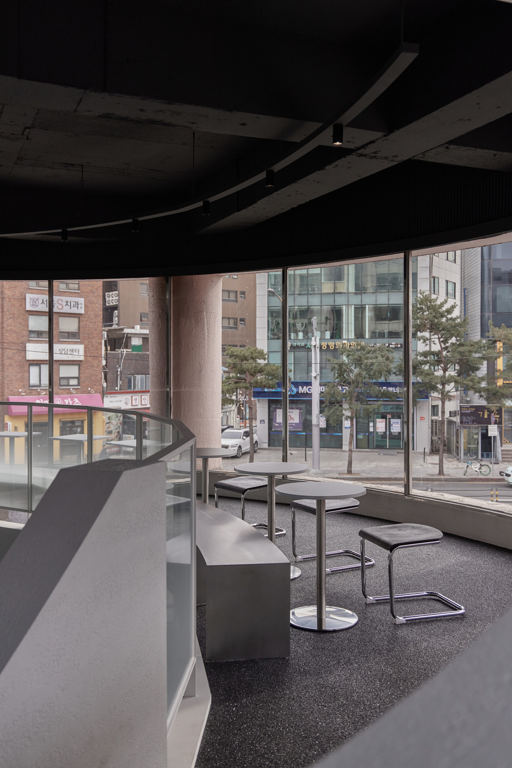 精致高级的 60 平小户型设计-22