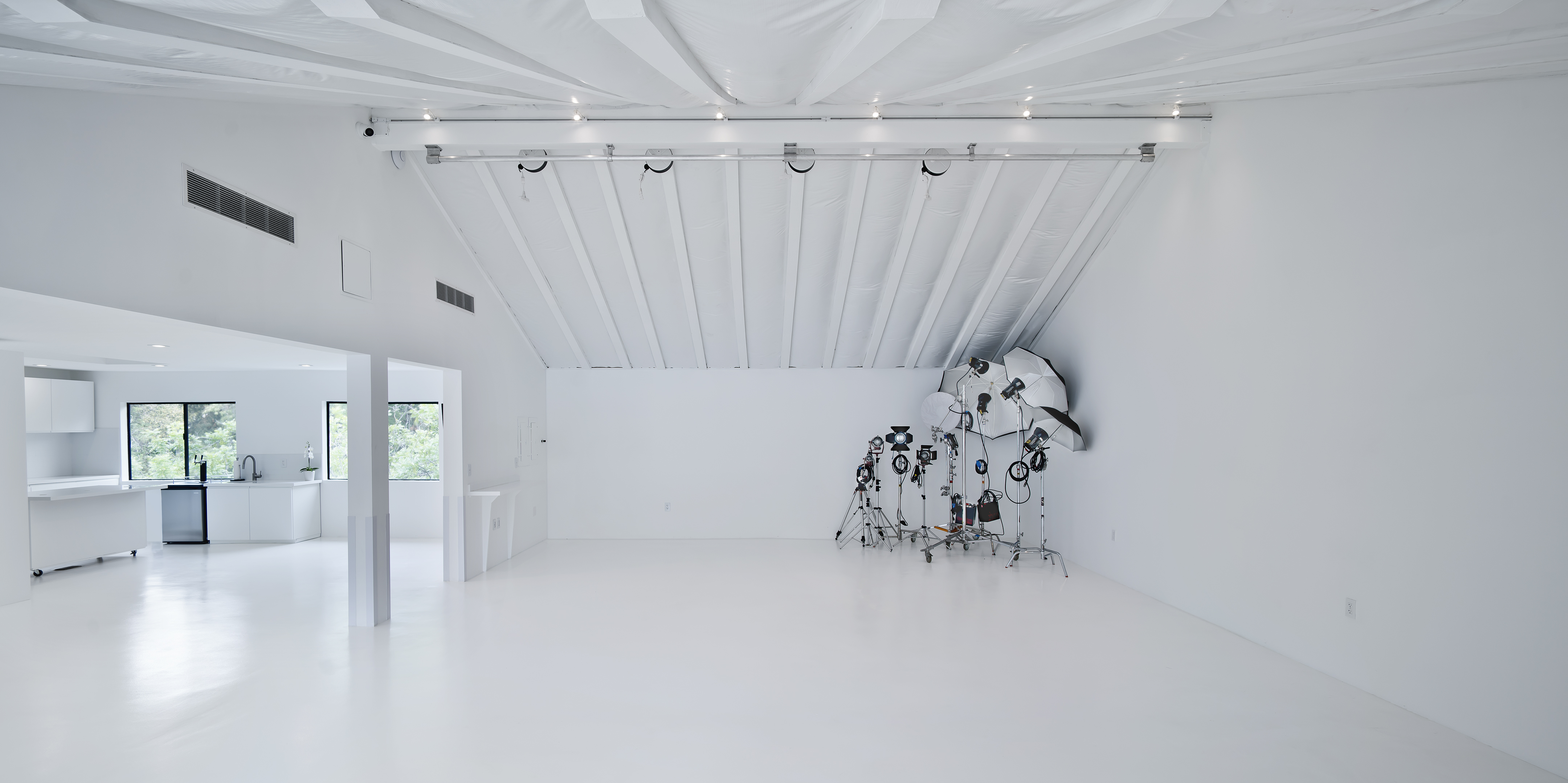 洛杉矶多功能空间创新设计丨美国洛杉矶丨Relativity Architects 工作室-12