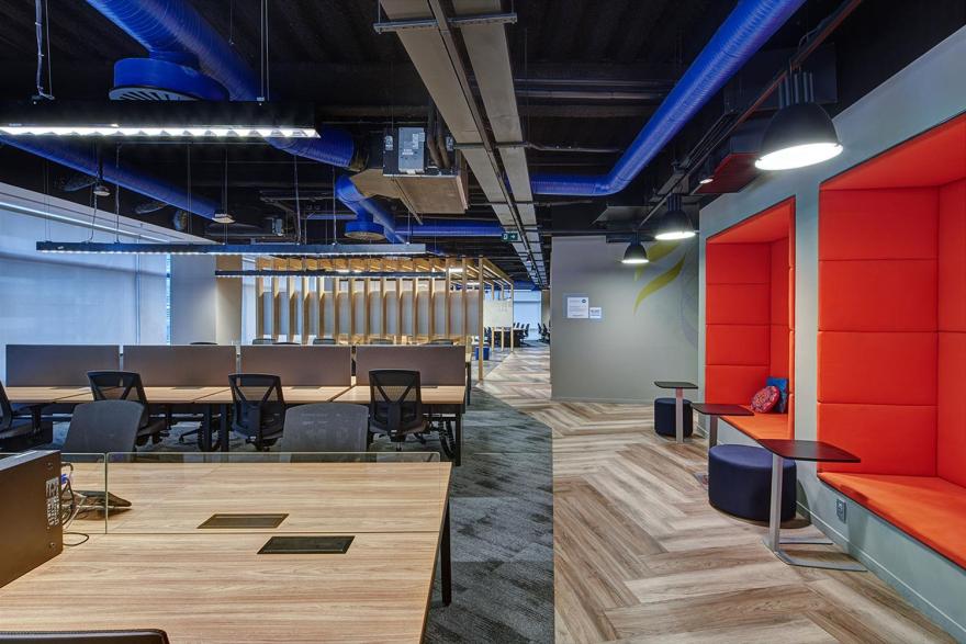 Unilever Brasil 办公室 | 现代木质设计,打造高效办公空间-23