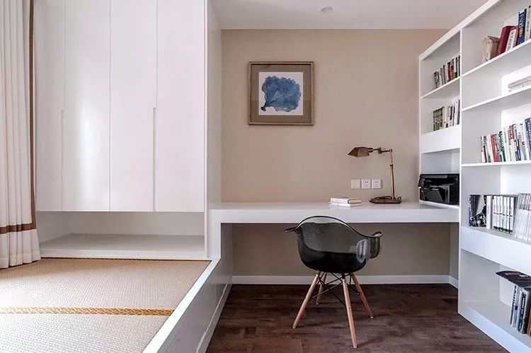 190㎡现代简约大宅，暖灰色地砖打造舒适空间-39