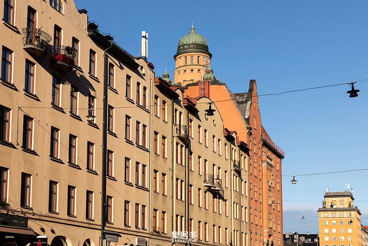 卡尔松的空中乐园:斯德哥尔摩一座洒满光的阁楼公寓丨瑞典斯德哥尔摩-28