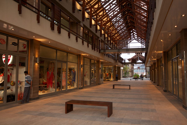 Eden Plaza 购物中心-12