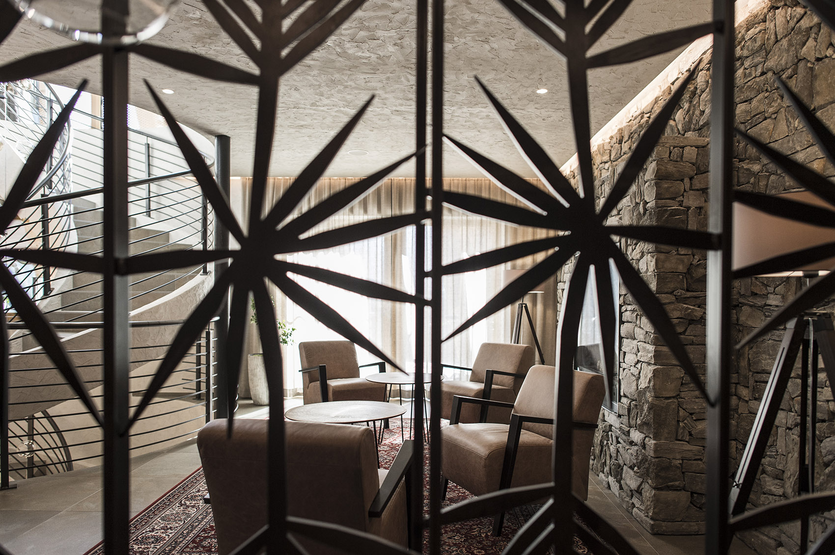 游弋于天地间 & 拥有漂浮大泳池的意大利Hubertus 酒店 / noa* -101